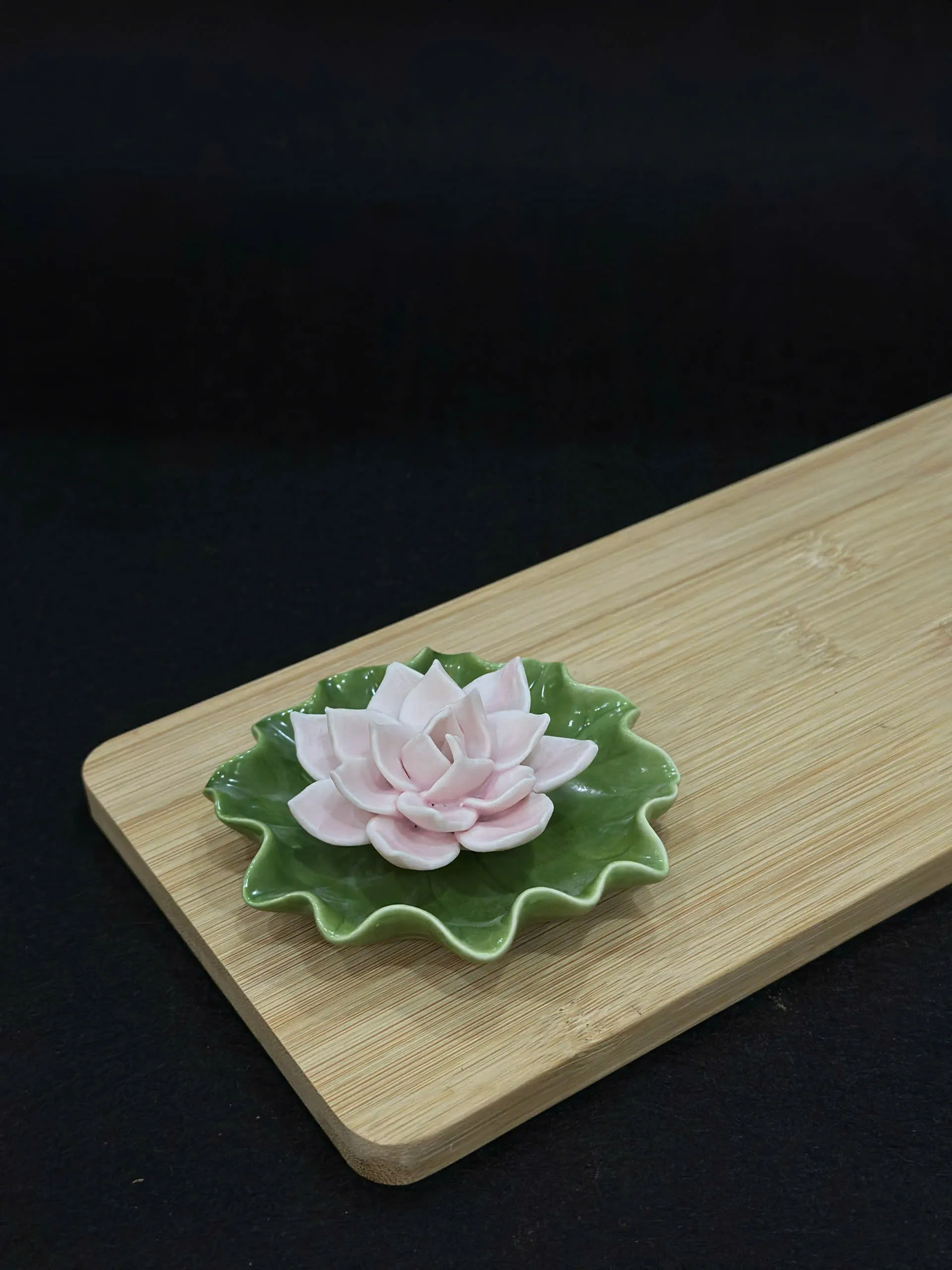 Crackle-Glaze Ceramic Agarwood Burner – Includes Fire-Resistant Liner for Incense Cones